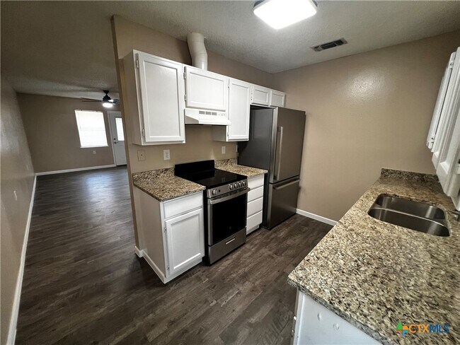 Primary Photo - 301 Rockwood Dr