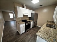 Building Photo - 301 Rockwood Dr
