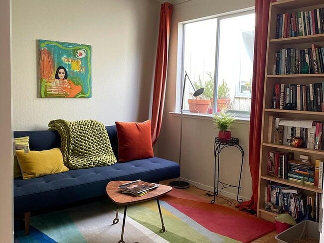 Building Photo - "Charming 4-Bedroom Home with 2 Baths in the Heart of San Francisco!"