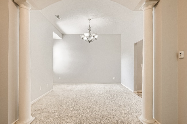 Building Photo - 9136 Scenic View Cir