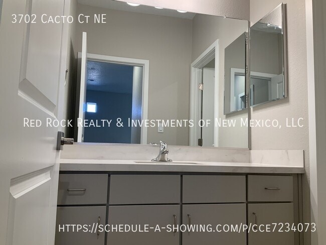 Building Photo - 3702 Cacto Ct