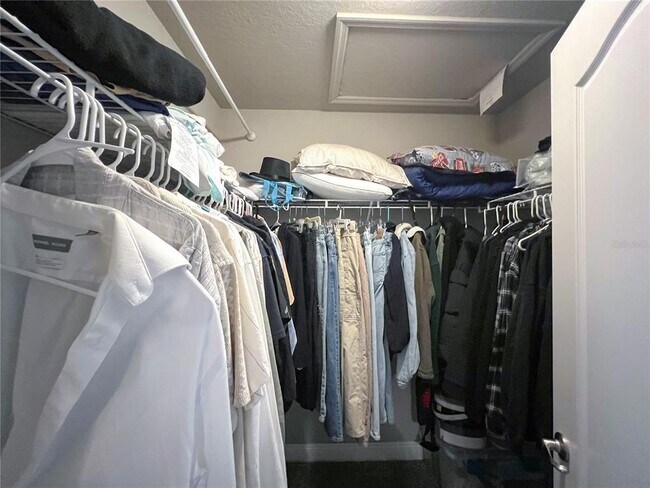 Building Photo - 948 NW 252 Dr