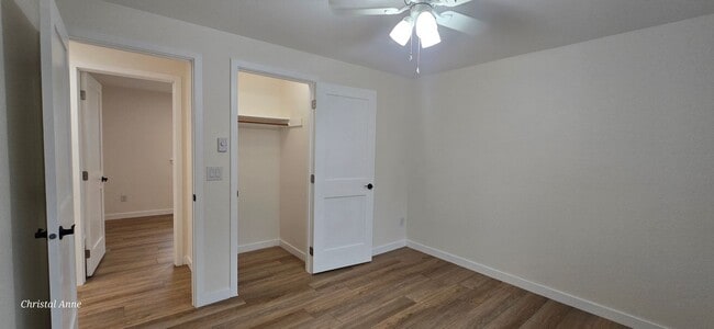 Building Photo - Updated 3 bedroom with a bonus room