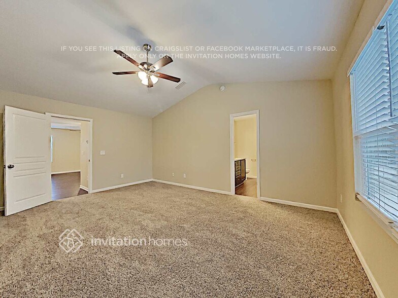 Building Photo - 1827 Carpenter Cabin Dr