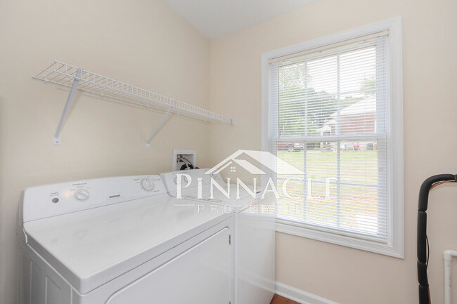 Laundry Room - 124 Tomahawk Industrial Park