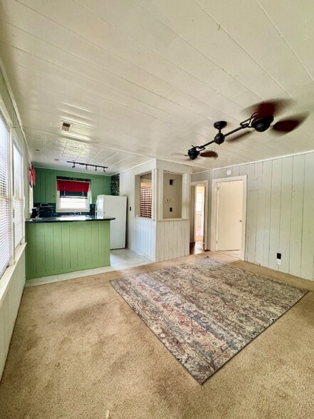 Building Photo - 7203 Porcher Dr
