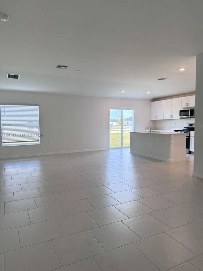 Building Photo - 17245 Cantu Ct