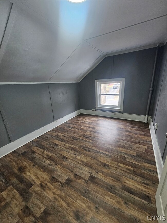 Building Photo - 8 S Main St