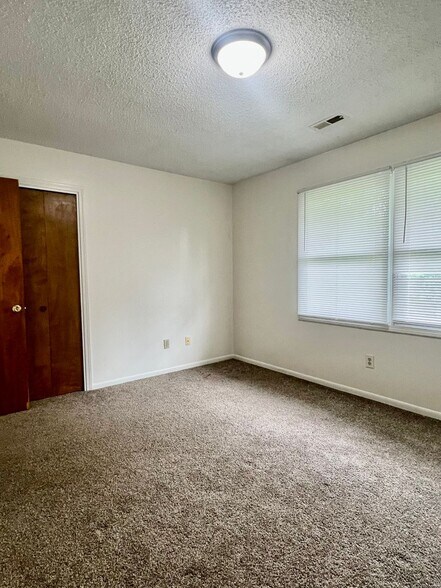 Building Photo - 51600 Co Rd 652