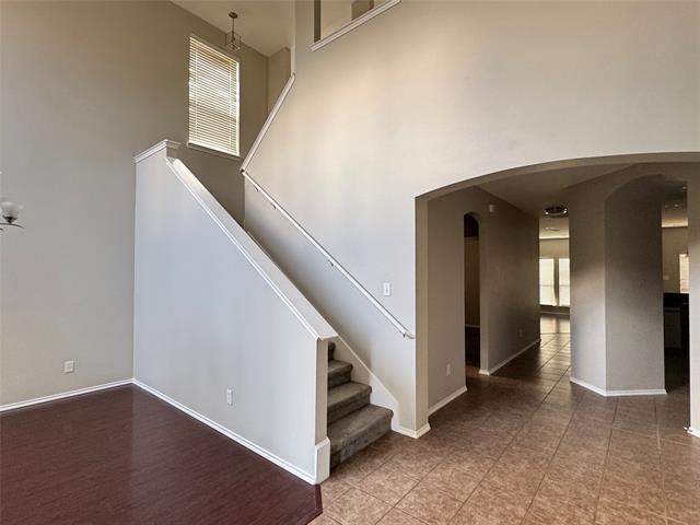 Building Photo - 9512 Crooked Cat Dr