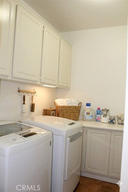 Building Photo - 7666 Park Bay Dr