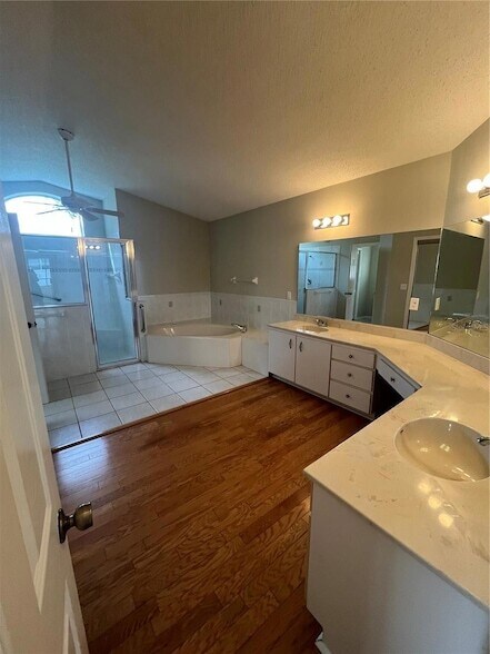 Building Photo - 77 Folcroft Ln