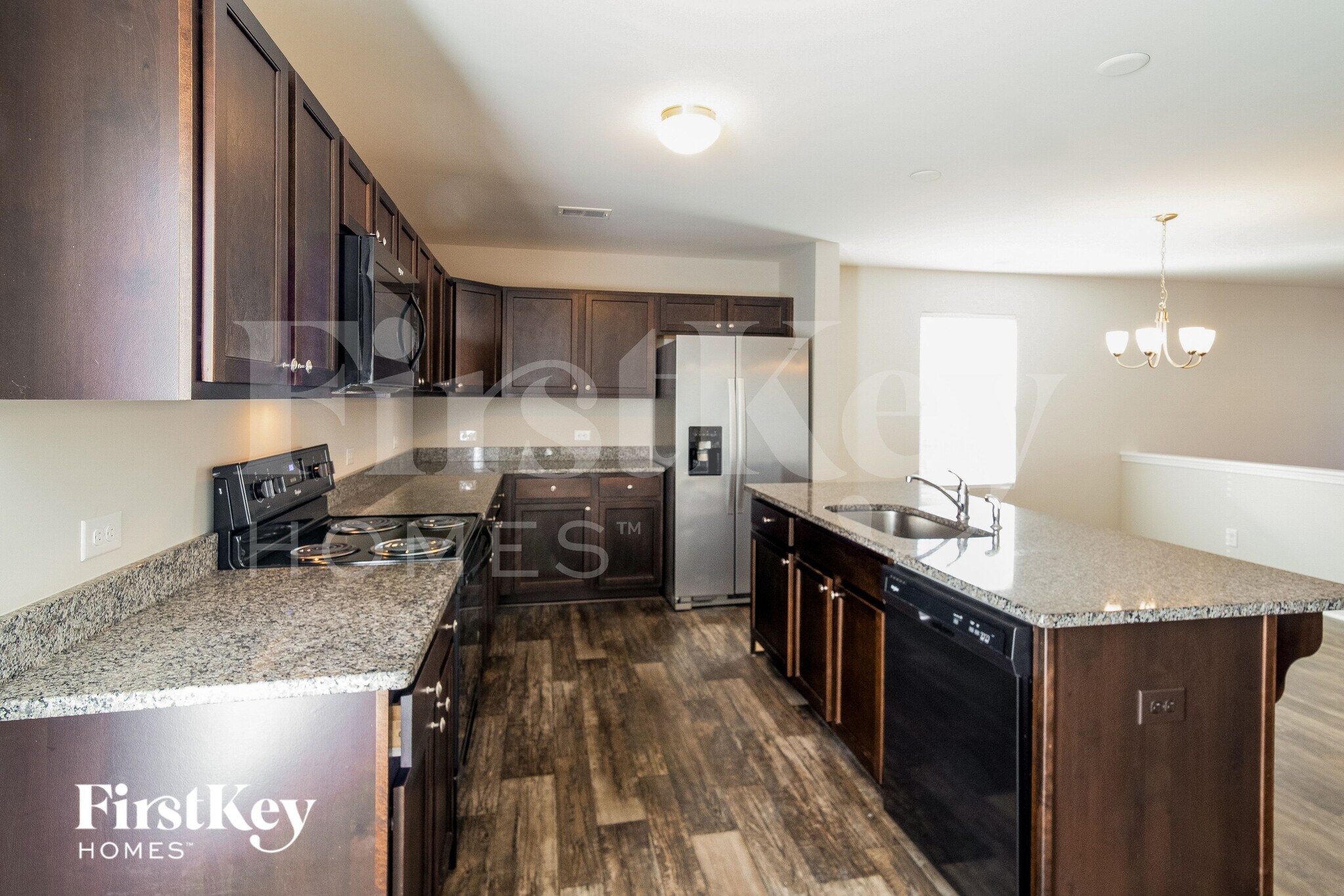 Building Photo - 143 Rockingham Way