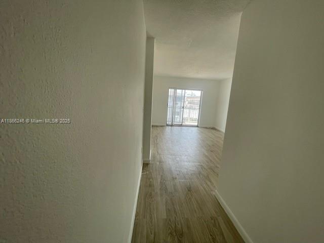 Building Photo - 1735 NE 164th St