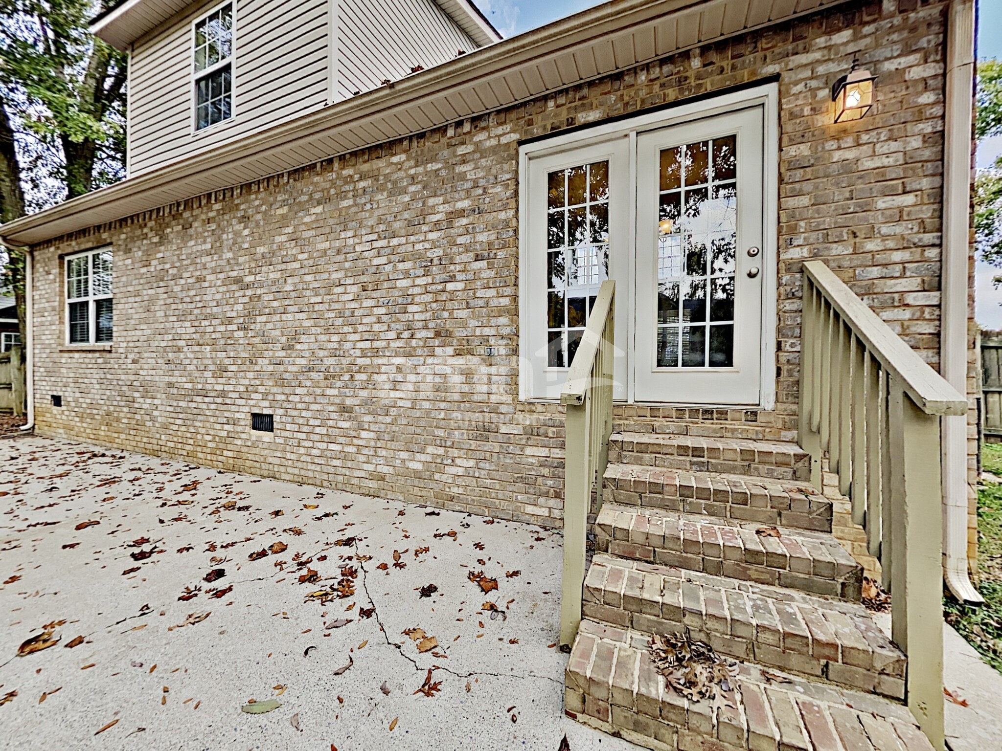 Building Photo - 2627 Mission Ridge Dr