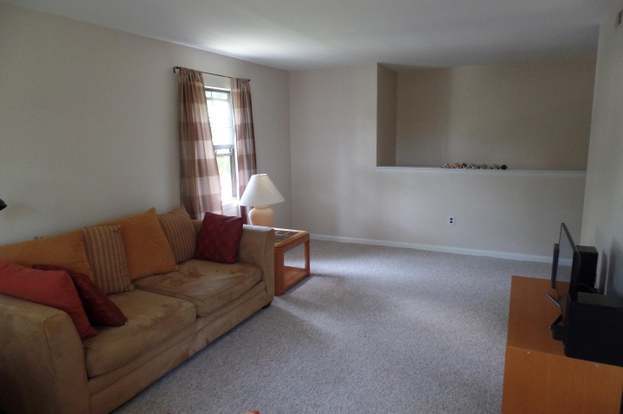 Building Photo - 438B Willow Turn