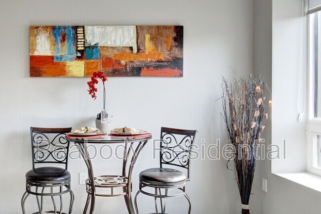 Building Photo - 2422 17th St NW