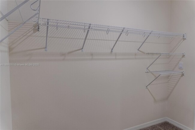 Building Photo - 2025 Doe Run Dr