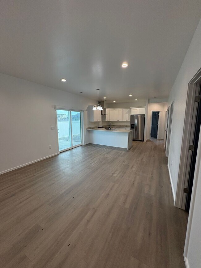 Building Photo - Single level Duplex for Rent Ephrata