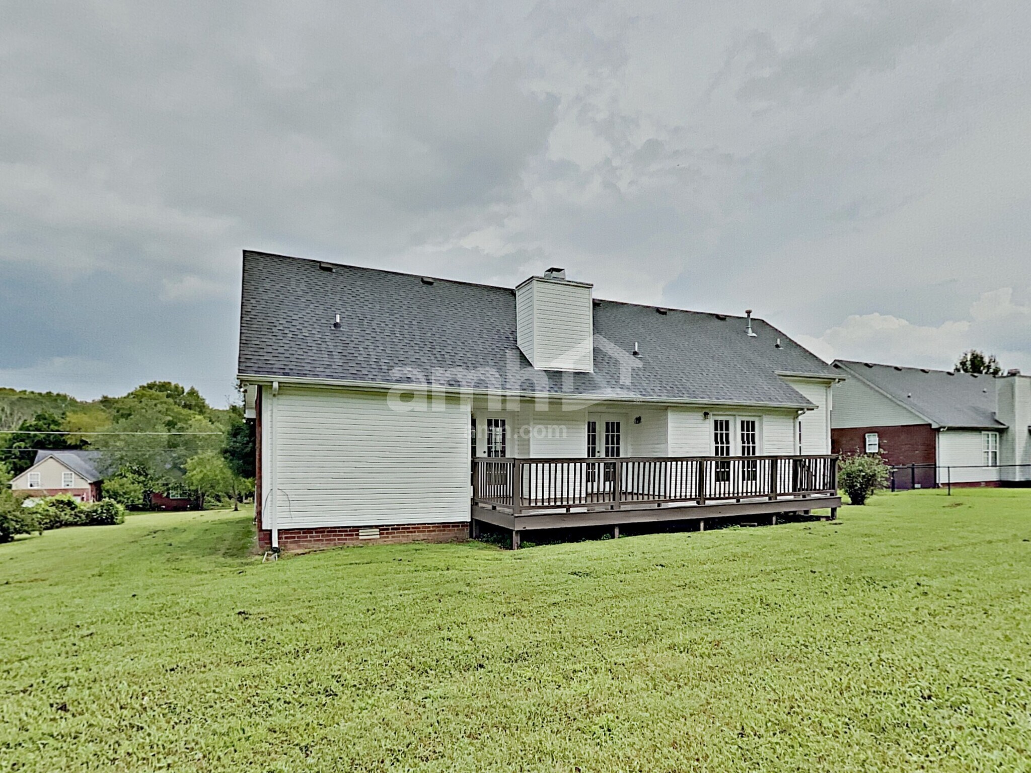 Building Photo - 551 Windy Rd