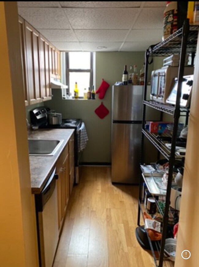 Building Photo - 466 Commonwealth Ave