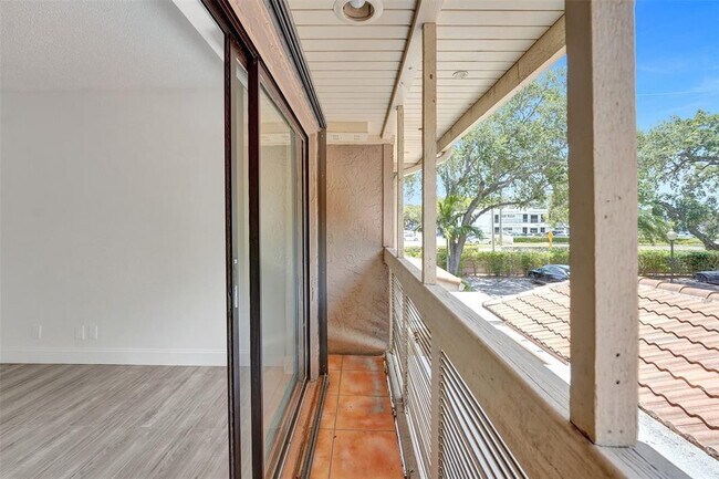 Building Photo - 103 Heatherbrook Way