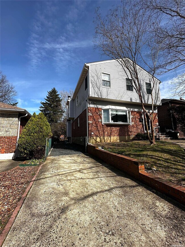 Building Photo - 59-07 260th St