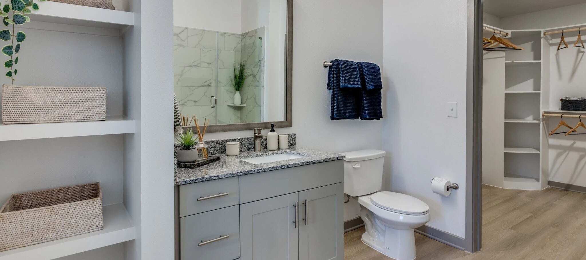 Building Photo - 8153 Beaver Dm St