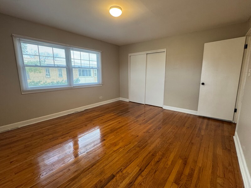 Building Photo - 8944 Skokie Blvd