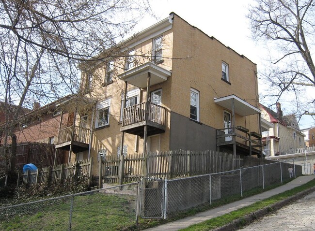 Building Photo - 312-314 Kathleen Street