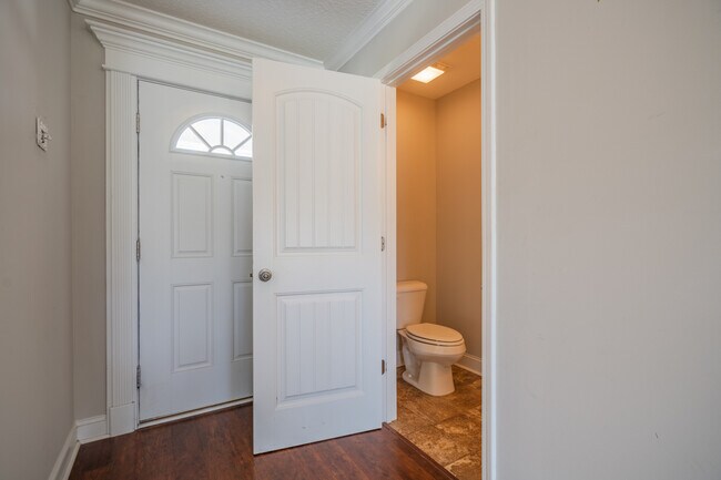 Building Photo - 141 Powers Dr