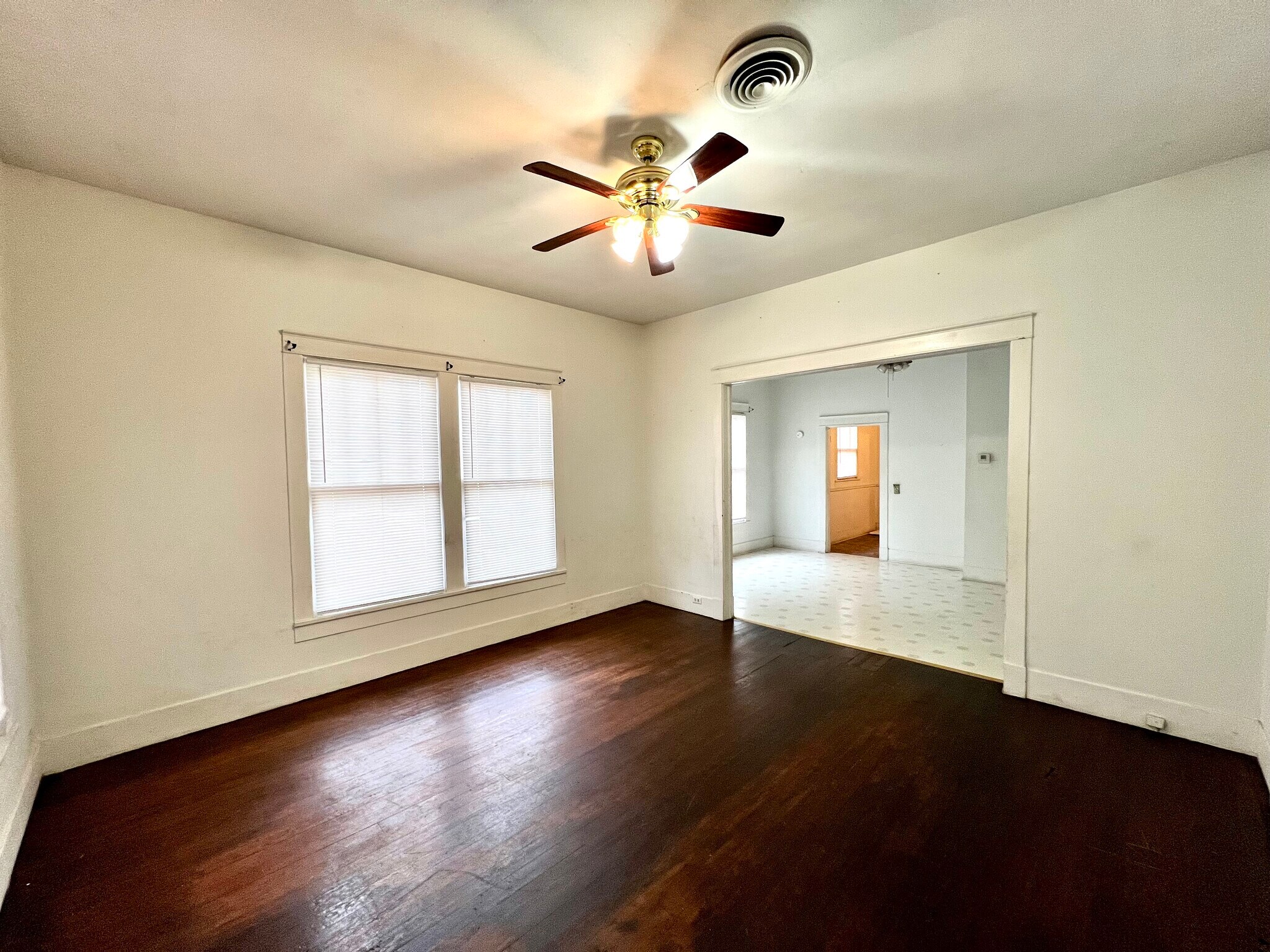Building Photo - 1230 Pine Bluff St