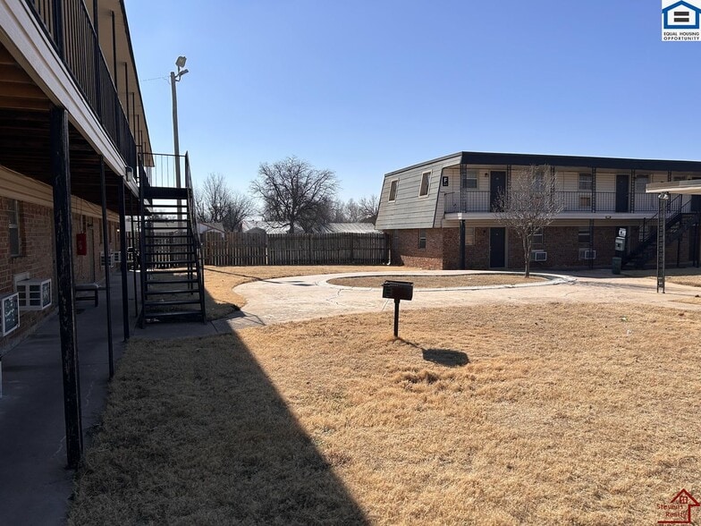 Building Photo - 1314 NW Irwin Ave