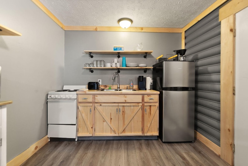 Building Photo - 81 Lee's Ford Dock Rd