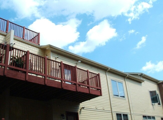 Building Photo - 588 N Midvale Blvd