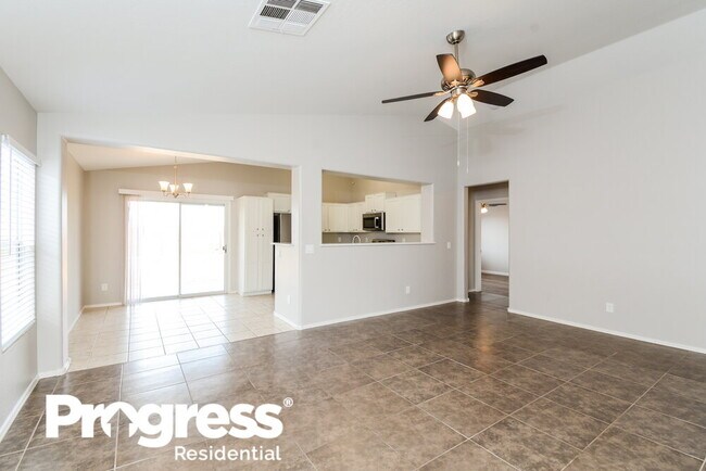 Building Photo - 10162 N 116th Ln