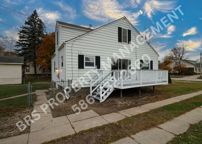 Building Photo - 3 Bed house