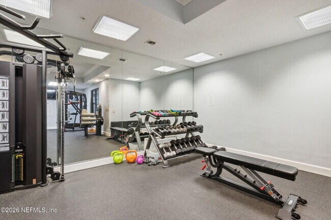 Building Photo - 1478 Riverplace Blvd