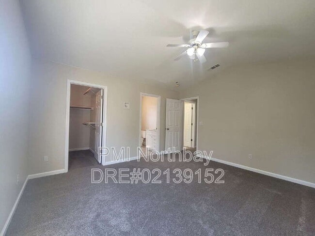 Building Photo - 239 Brookside Dr