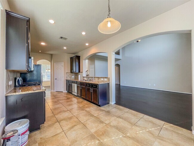 Building Photo - 3419 Yasmine Ranch Dr