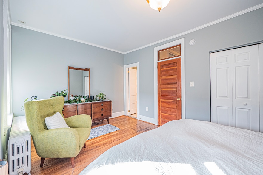 Building Photo - 3542 10th St NW