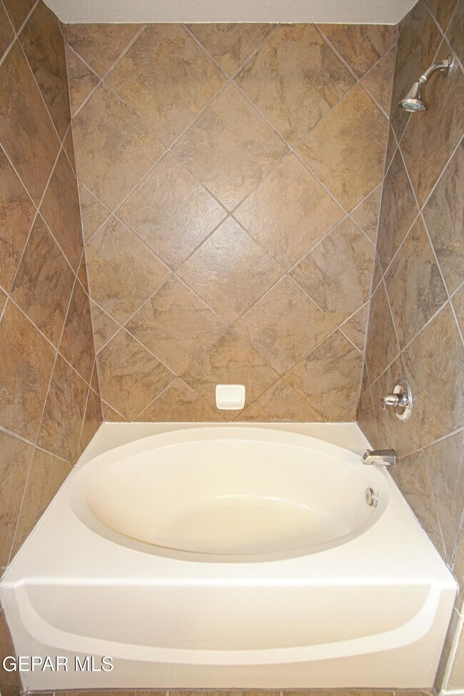 Building Photo - 3183 Diego Aidan Dr