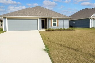 Building Photo - Fresh New-Build 3-Bedroom Retreat with Granite Kitchen & Covered Entry in Trenton, TX