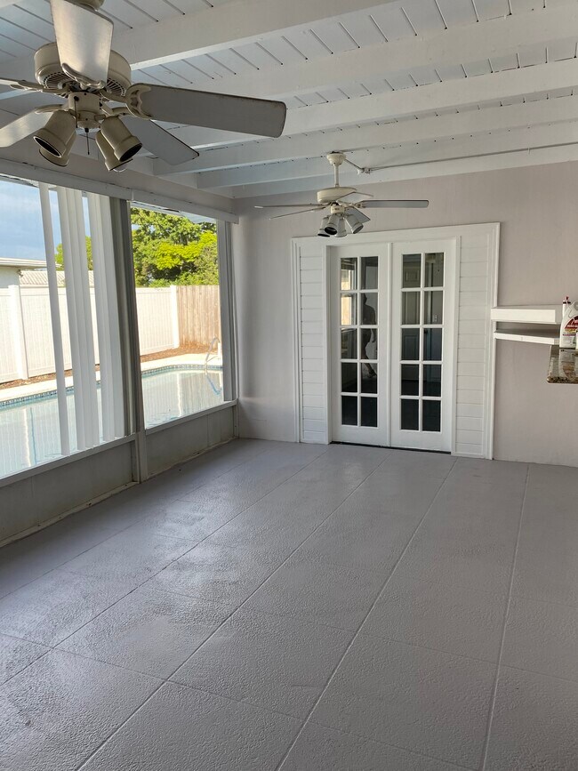 Building Photo - 8402 Lava Pl