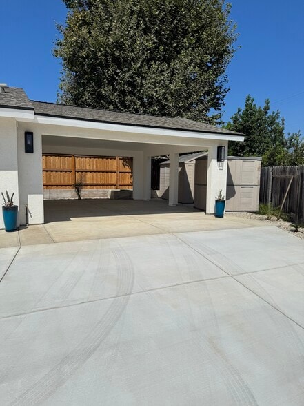 Building Photo - 67 Newcastle Cir