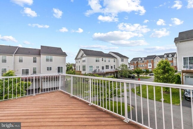 Building Photo - 43247 Loudoun Reserve Dr