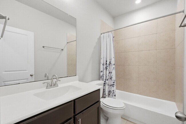 Building Photo - 2809 Andante Green Dr