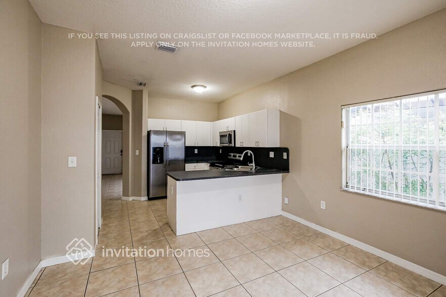 Building Photo - 18051 SW 144th Ct