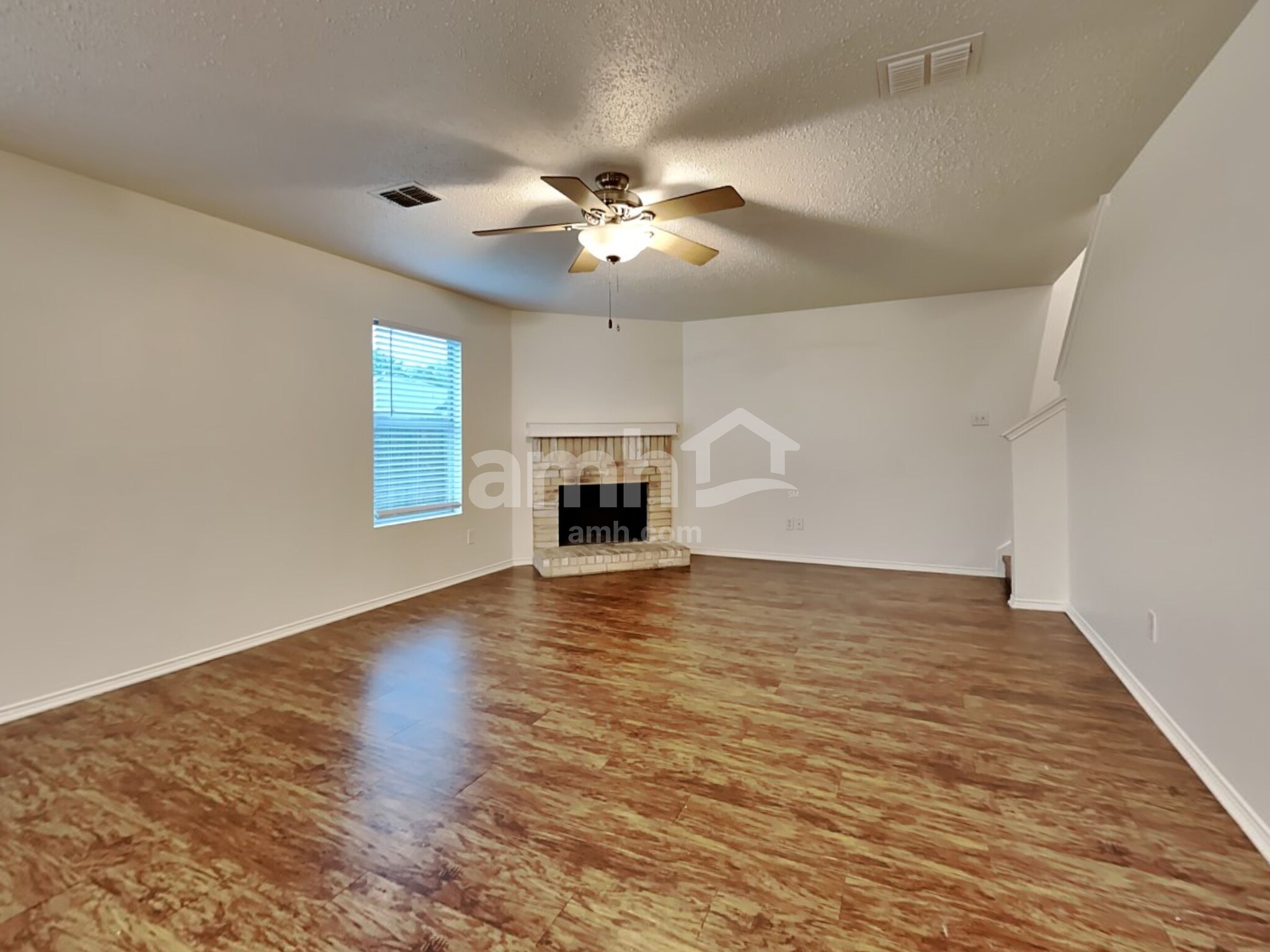 Building Photo - 4105 Hunters Creek Dr