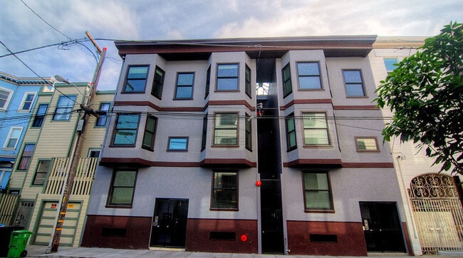 Building Photo - 1373 Minna St